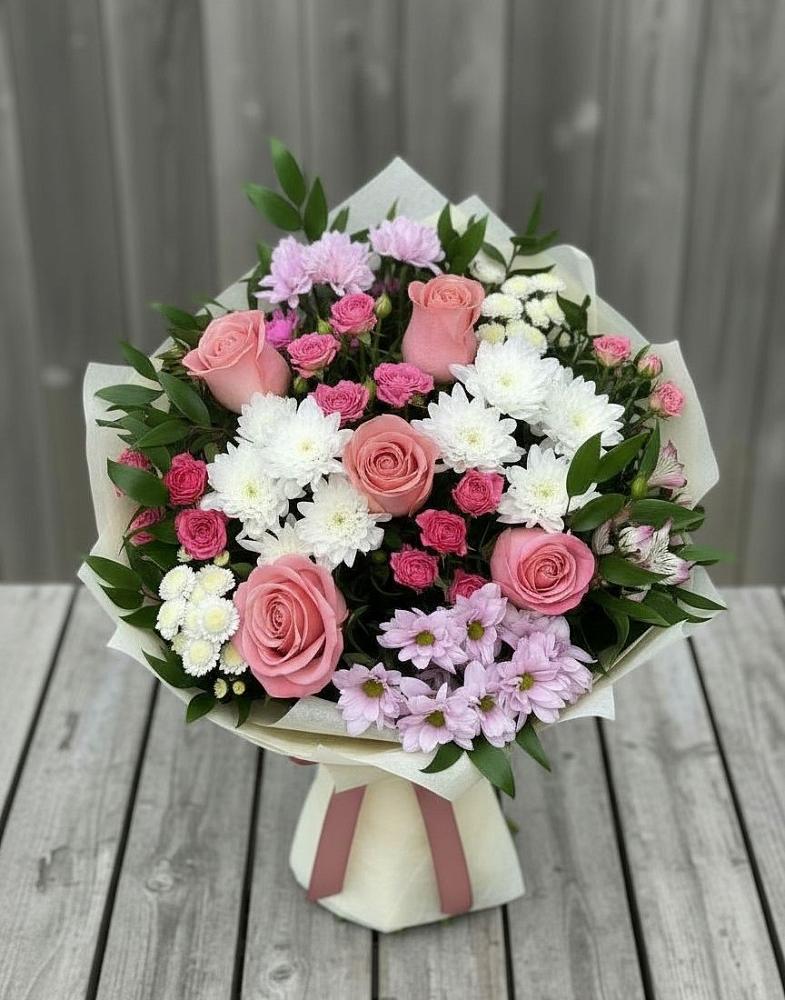 Букет цветов из: Альстромерии, Гвоздики, Розы и Хризантемы в Саргатском