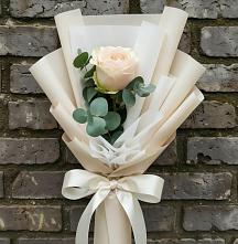 Букет цветов из:  Розы #REPLACE_PRED# Саргатском