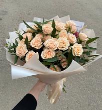 Букет Кремовые розы Латте в Саргатском