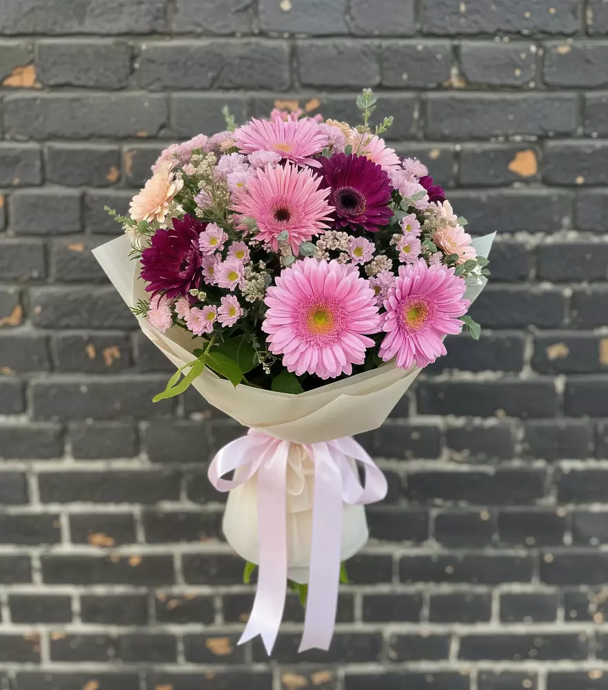 Букет цветов из: Герберы и Хризантемы в Саргатском