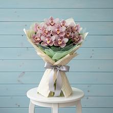 Букет цветов из:  Орхидеи и Розы в Саргатском