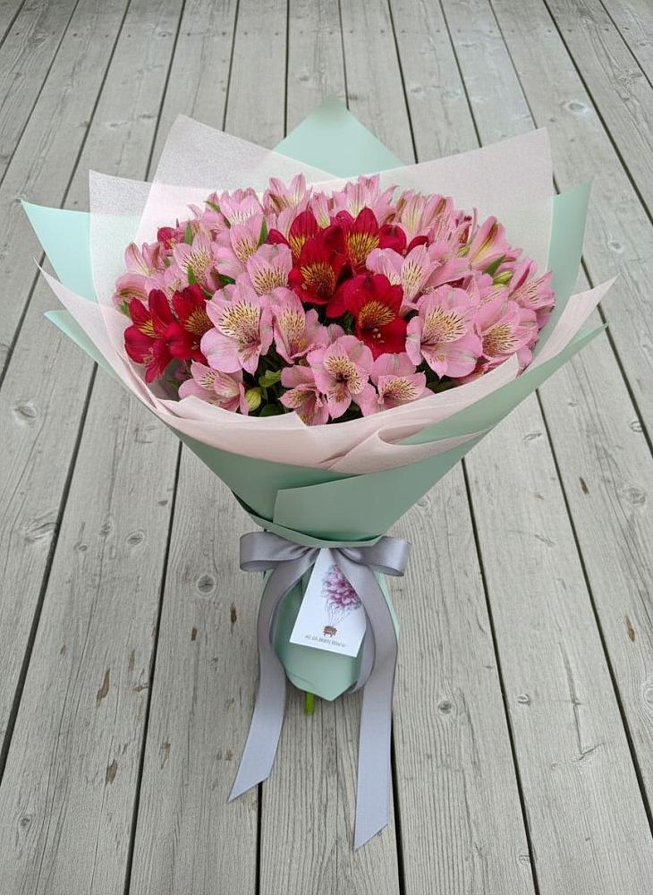 Букет цветов из: Альстромерии в Саргатском