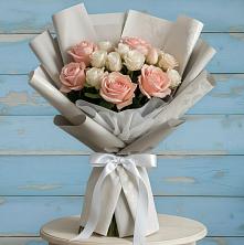 Букет цветов из:  Розы в Саргатском