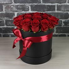 Цветочная композиция из Розы в шляпной коробке #REPLACE_PRED# Саргатском