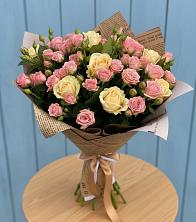 Букет цветов из:  Розы в Саргатском