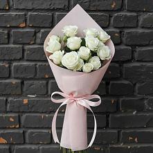 Букет цветов из:  Розы в Саргатском